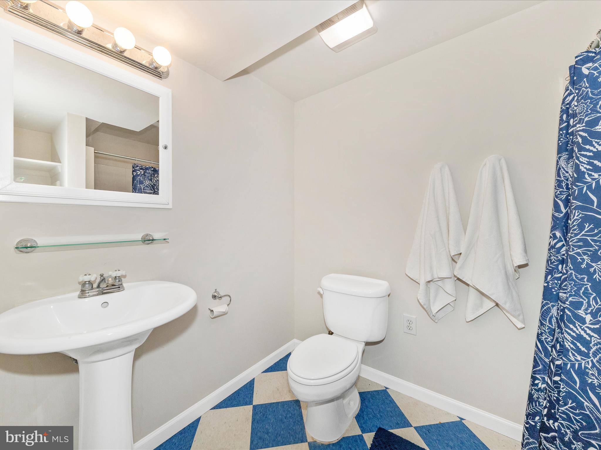 WATERSIDE - Residential