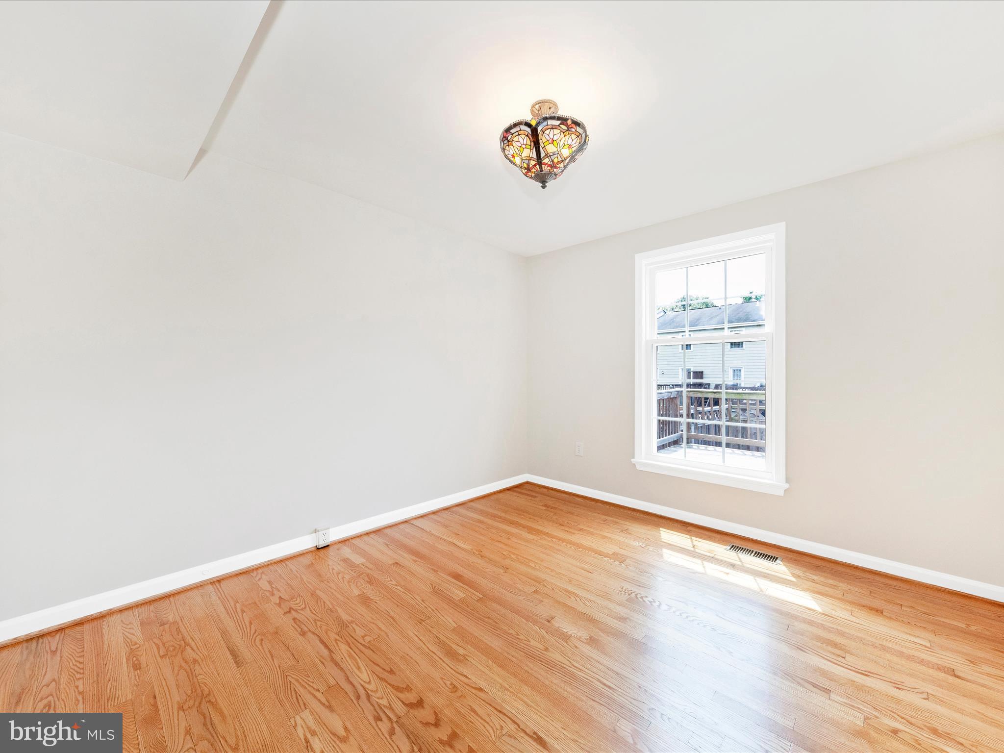 WATERSIDE - Residential