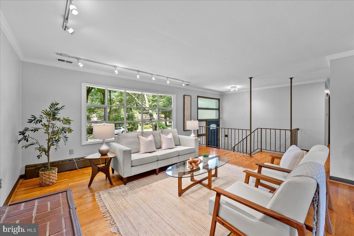 BUFFALO HILL - Residential