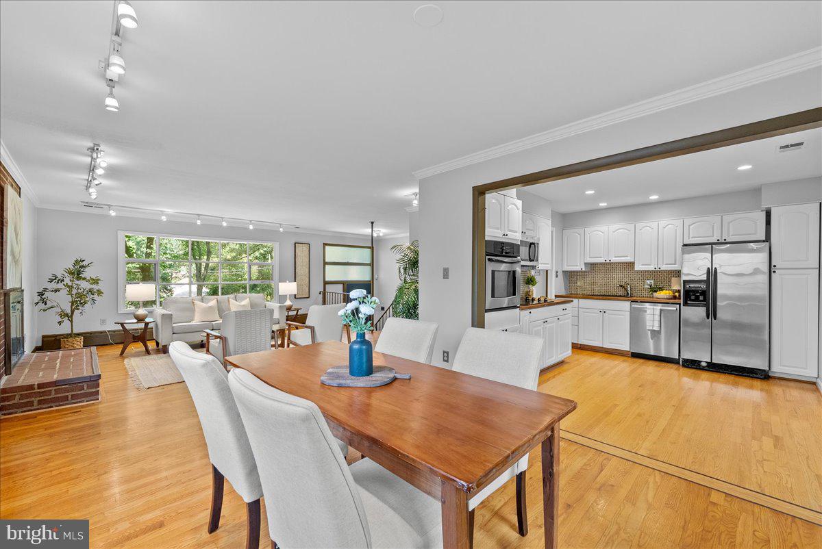 BUFFALO HILL - Residential