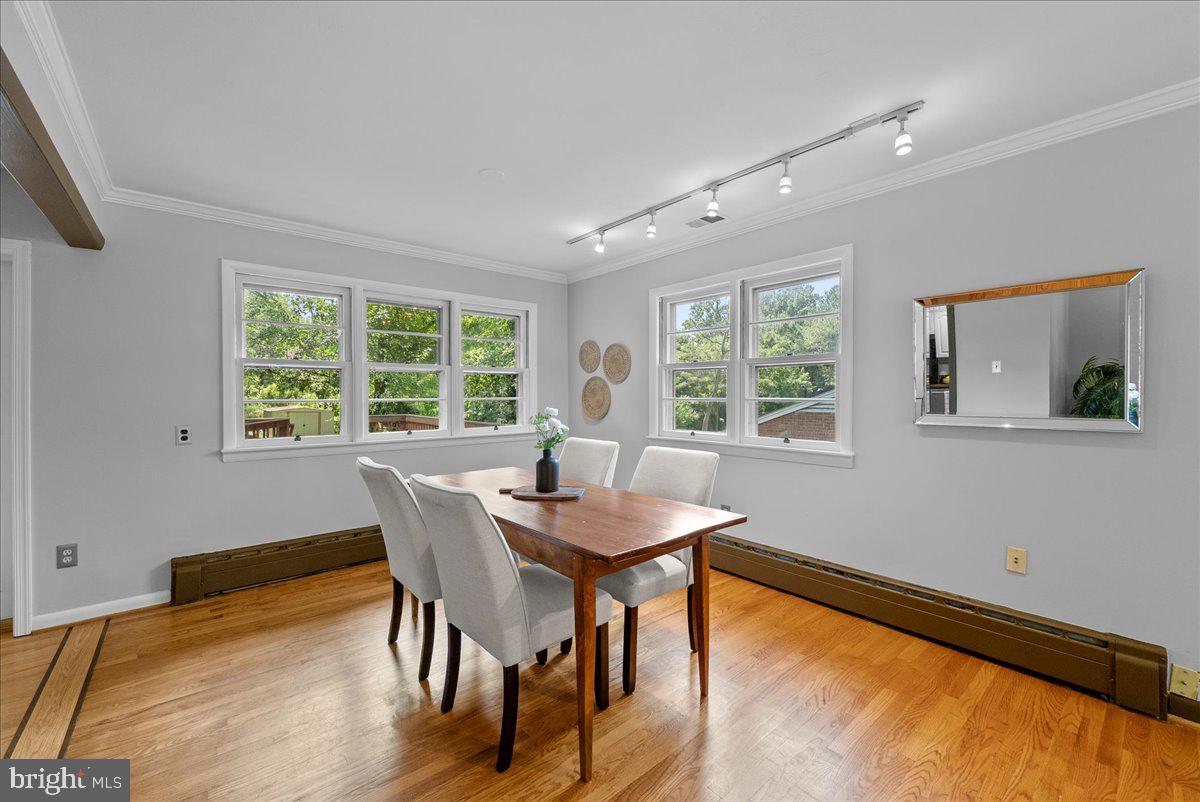 BUFFALO HILL - Residential