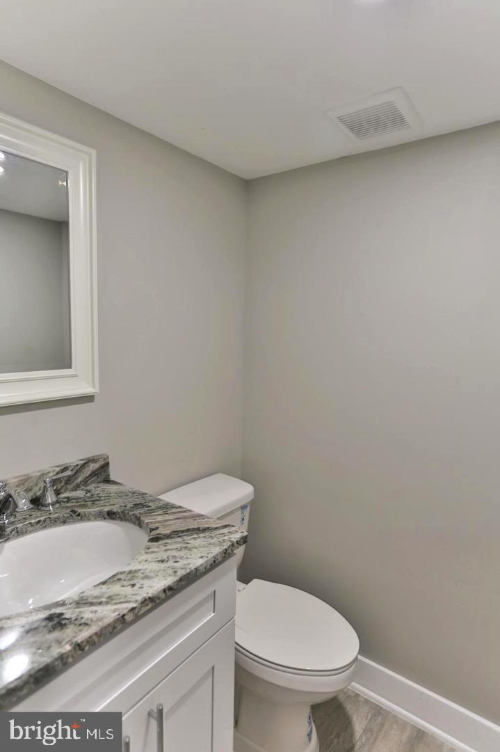 LOWER MOYAMENSING - Residential Lease