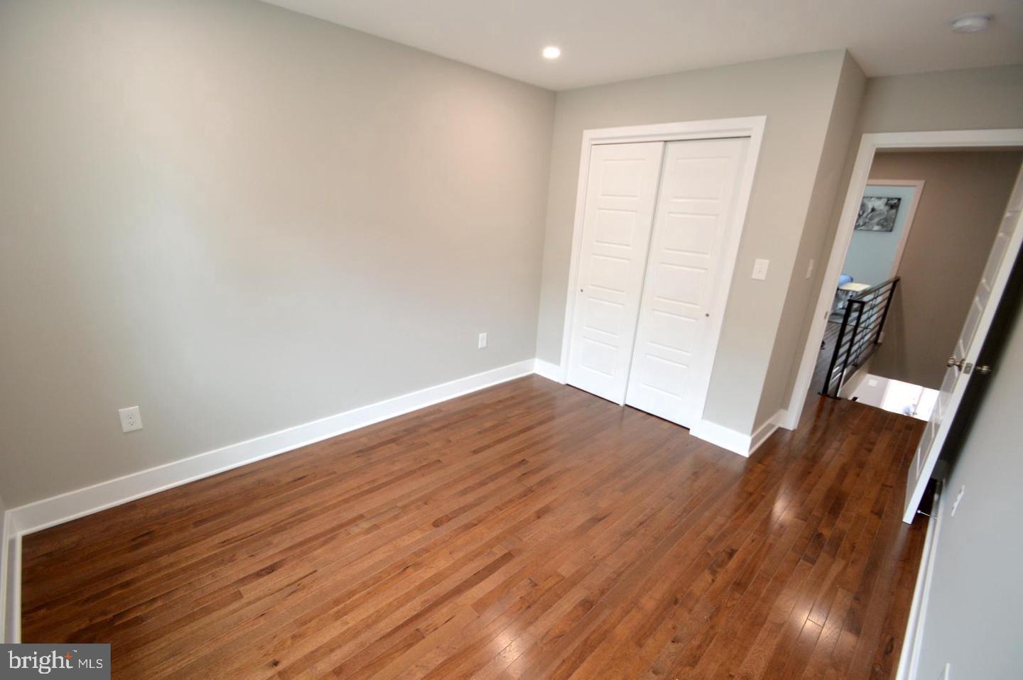 LOWER MOYAMENSING - Residential Lease