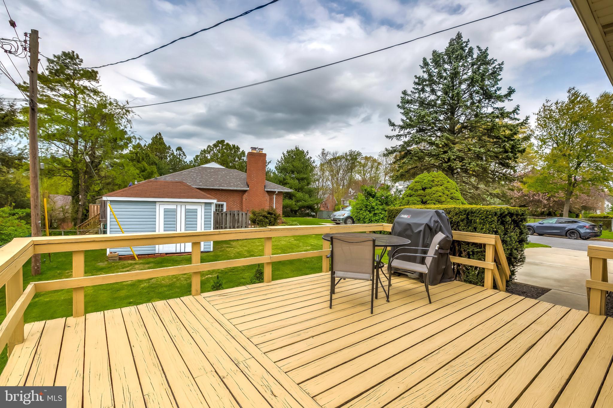 ROLLING HILLS - Residential