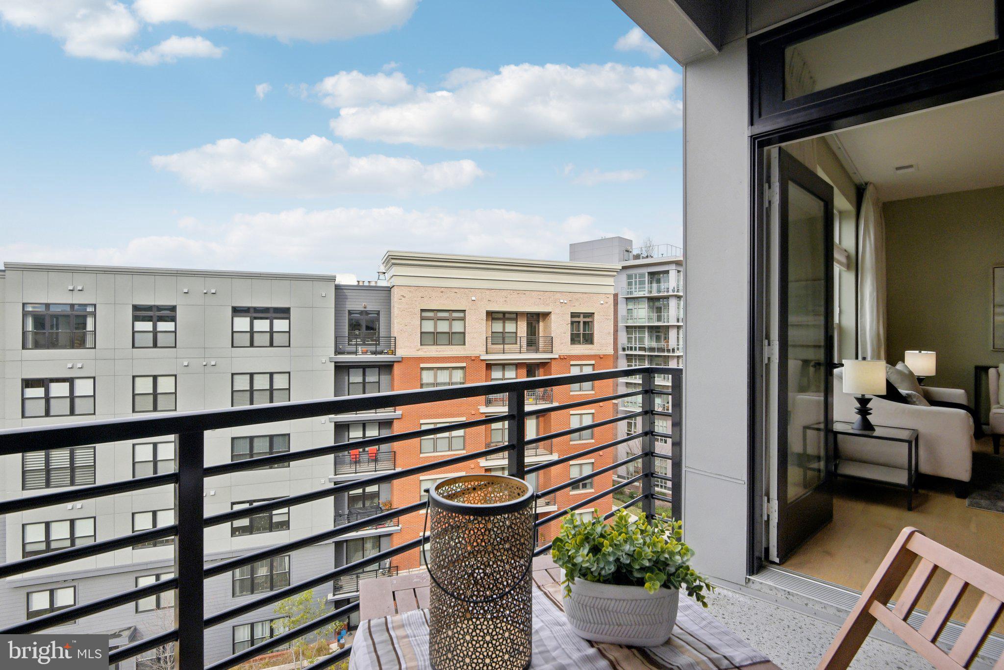 THE ATRIUM AT METROWEST - Residential