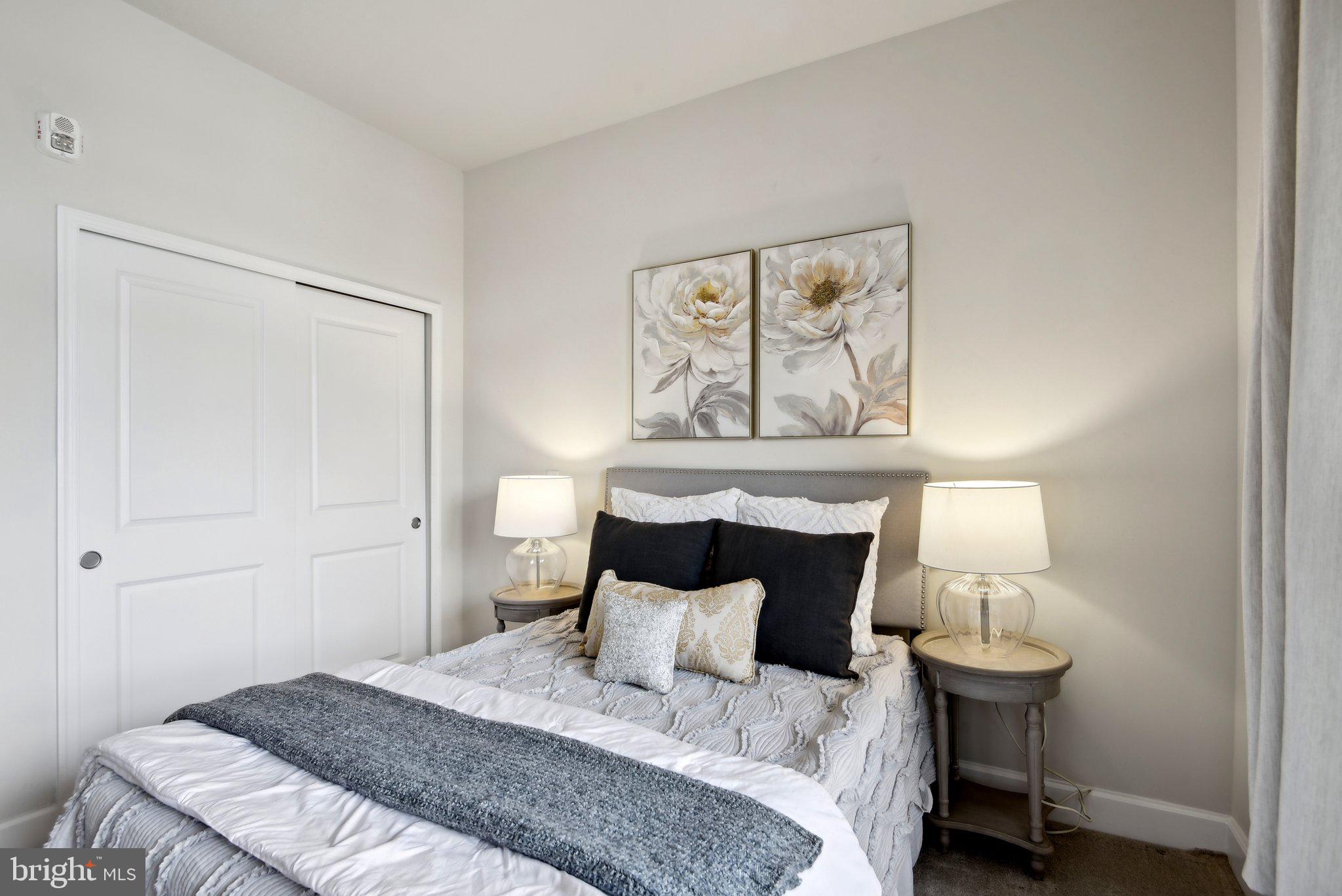 THE ATRIUM AT METROWEST - Residential