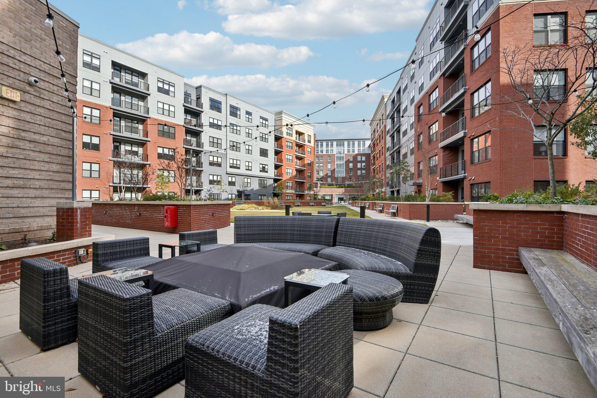 THE ATRIUM AT METROWEST - Residential