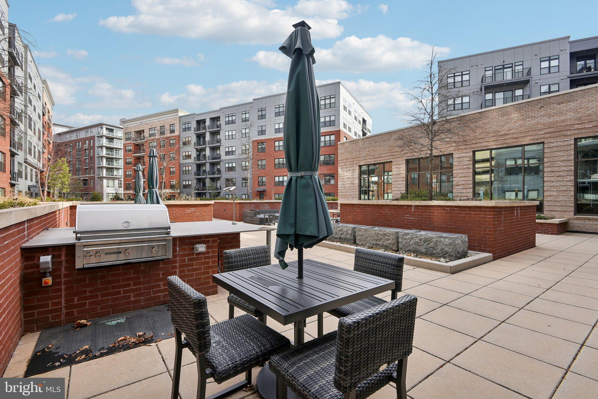 THE ATRIUM AT METROWEST - Residential