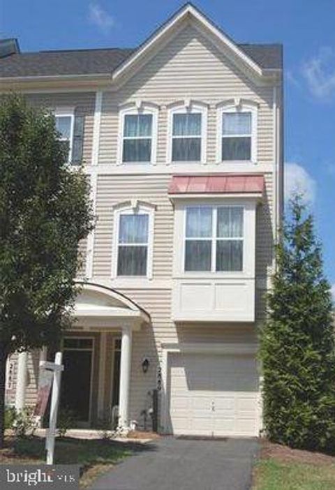 Photo of 2889 Chinkapin Oak Lane, WOODBRIDGE, VA 22191 (MLS # VAPW2118800)