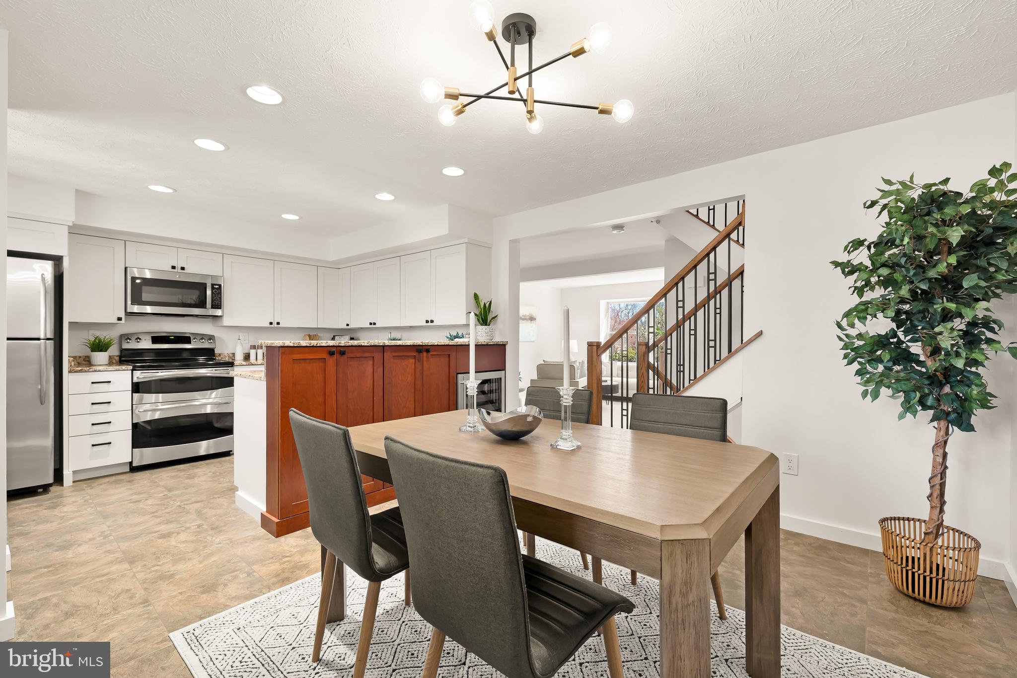 VAN DORN VILLAGE - Residential