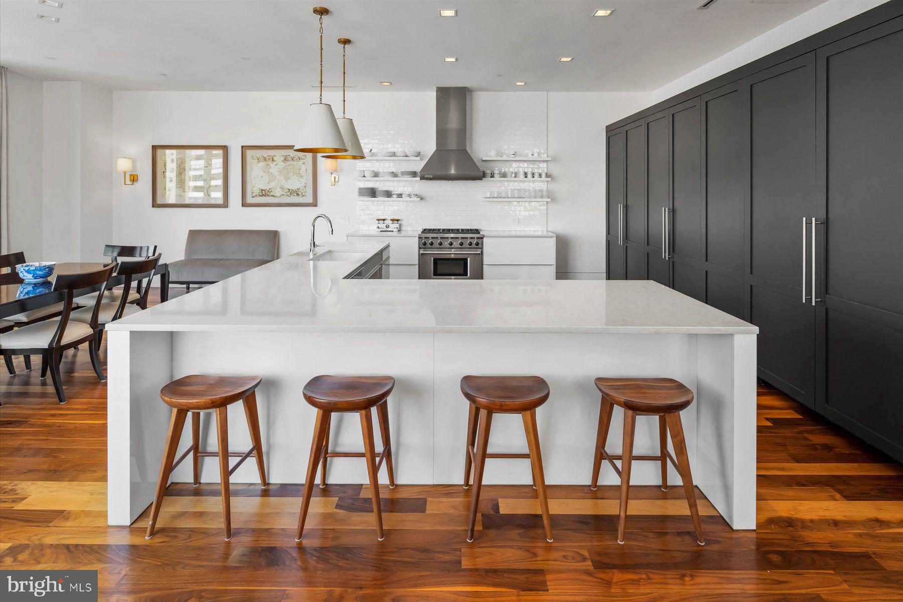 WASHINGTON SQ WEST - Residential