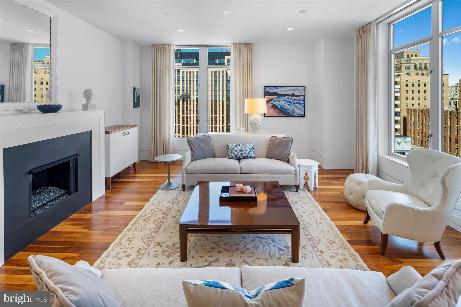 WASHINGTON SQ WEST - Residential