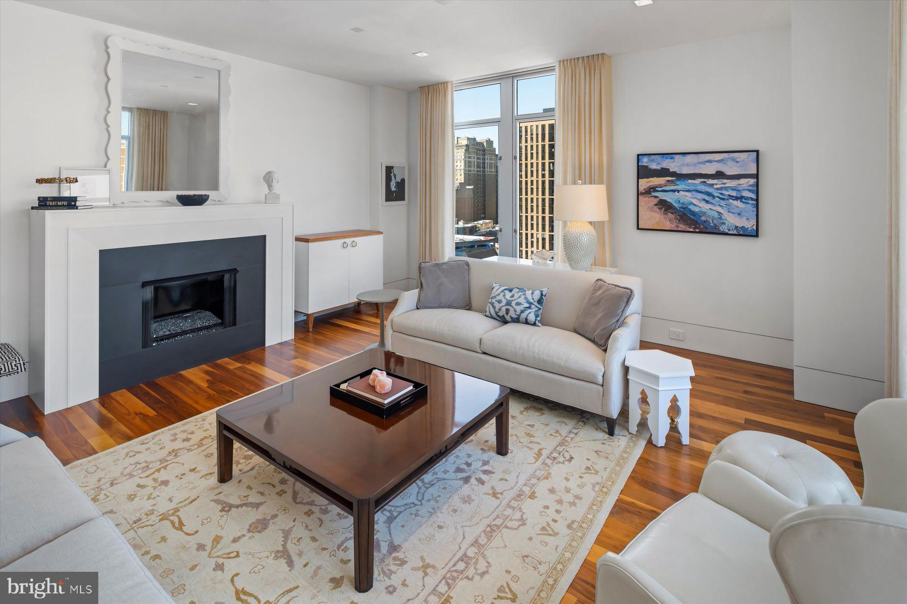 WASHINGTON SQ WEST - Residential