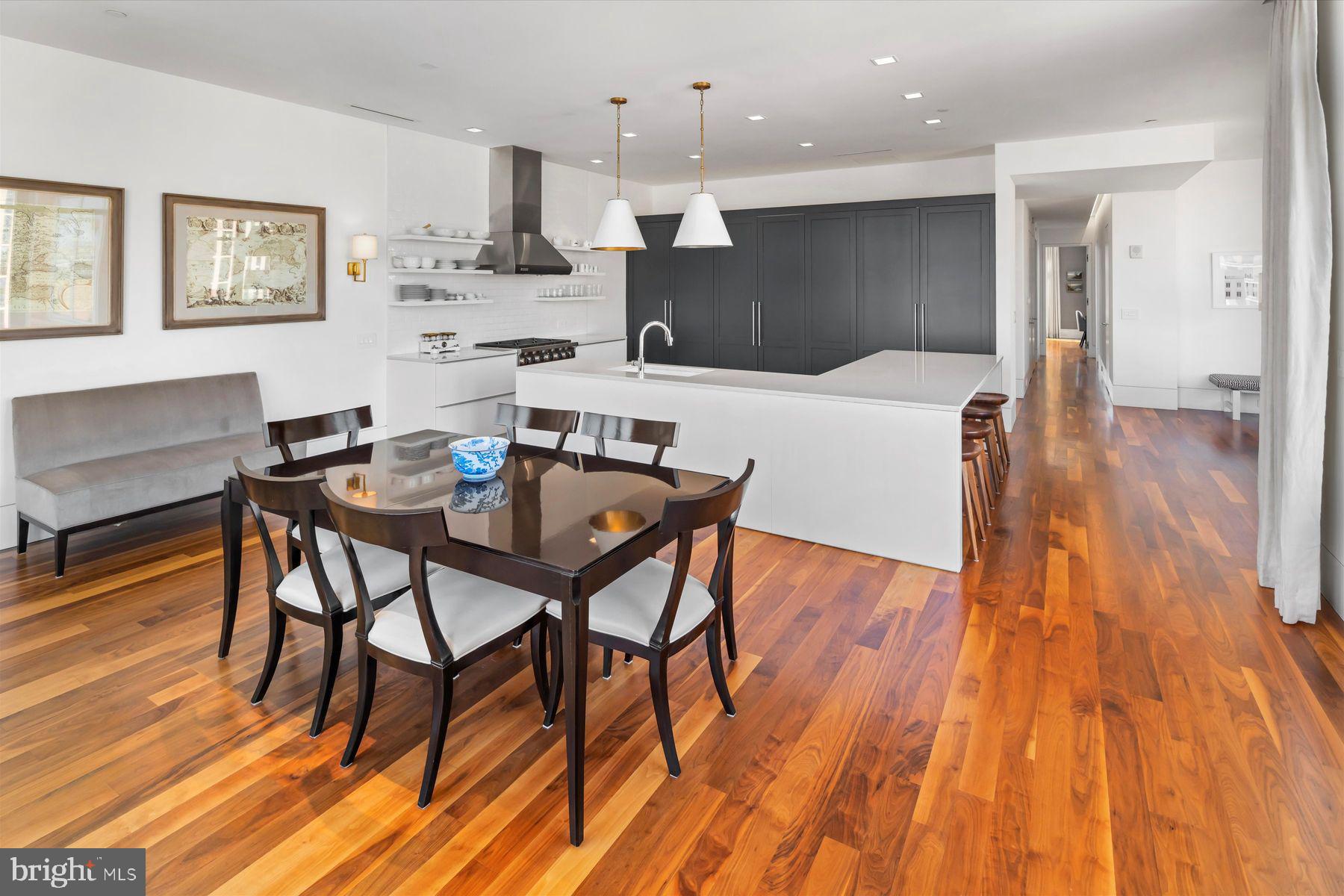 WASHINGTON SQ WEST - Residential