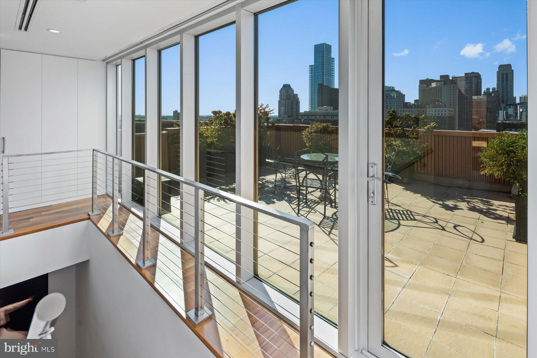 WASHINGTON SQ WEST - Residential