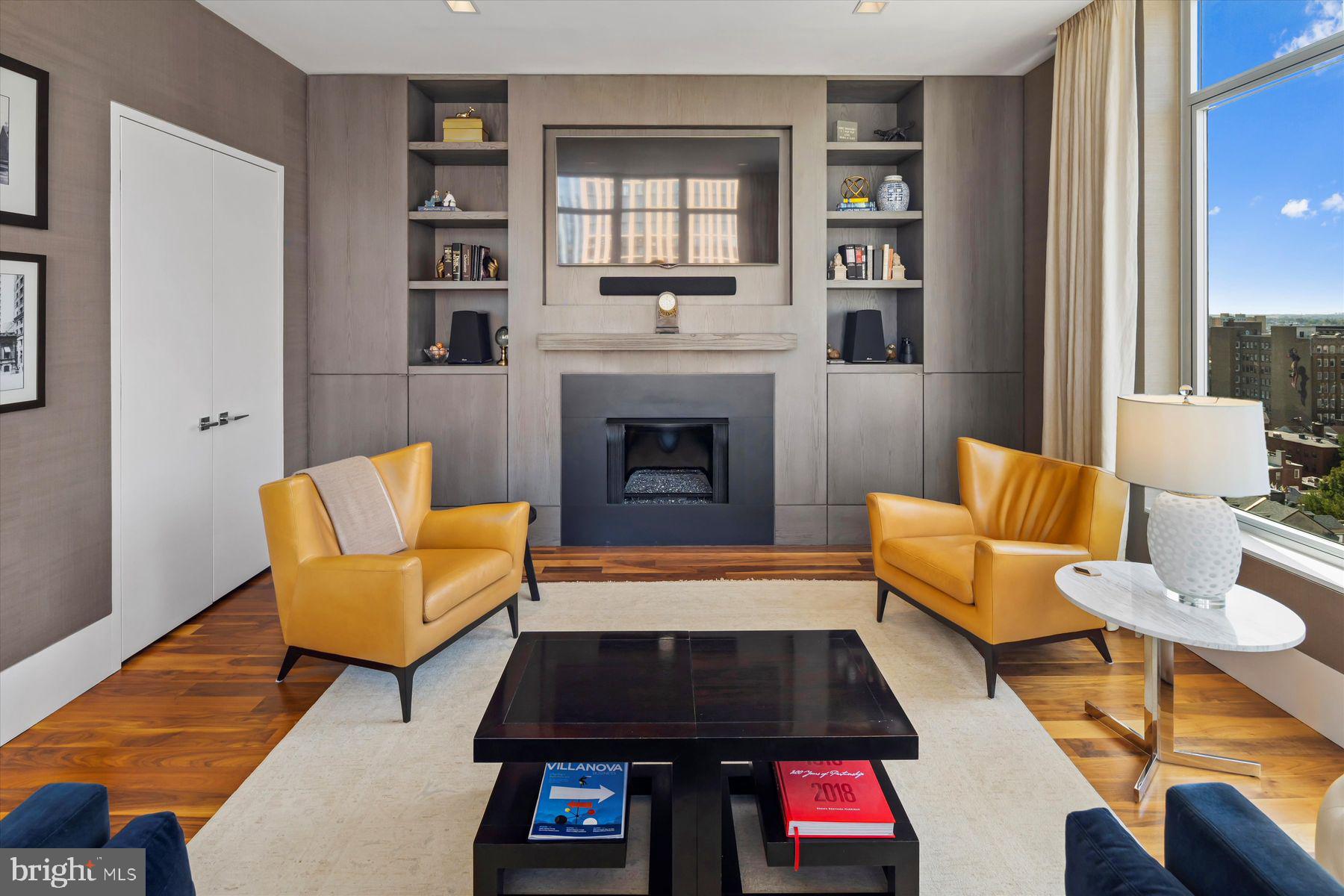 WASHINGTON SQ WEST - Residential