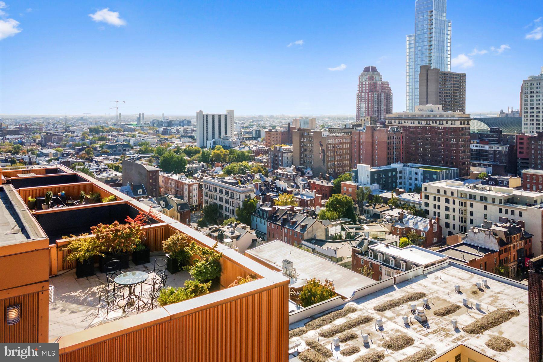 WASHINGTON SQ WEST - Residential