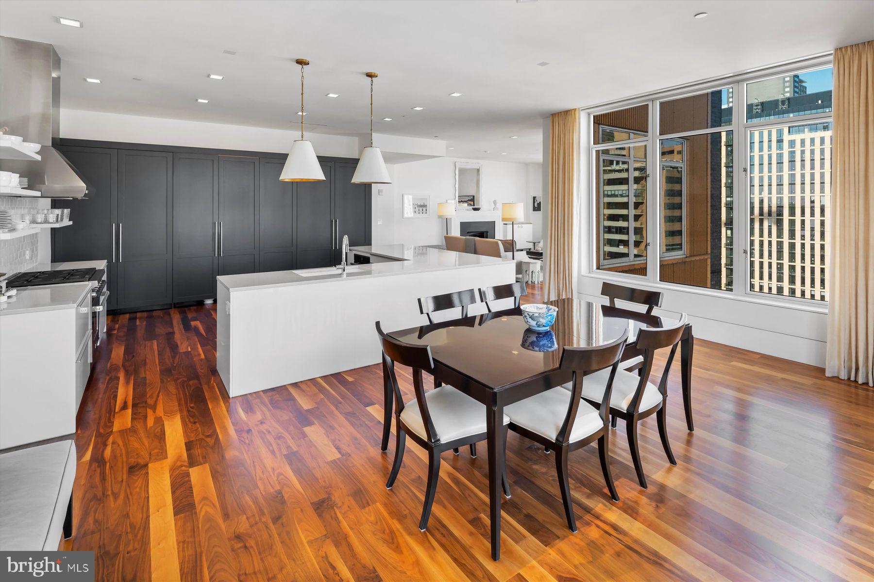 WASHINGTON SQ WEST - Residential