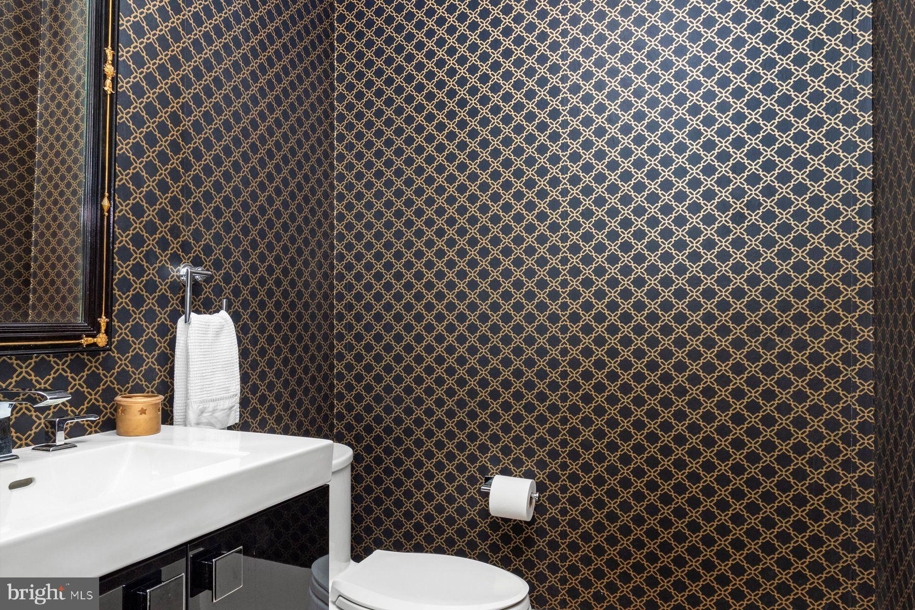 WASHINGTON SQ WEST - Residential