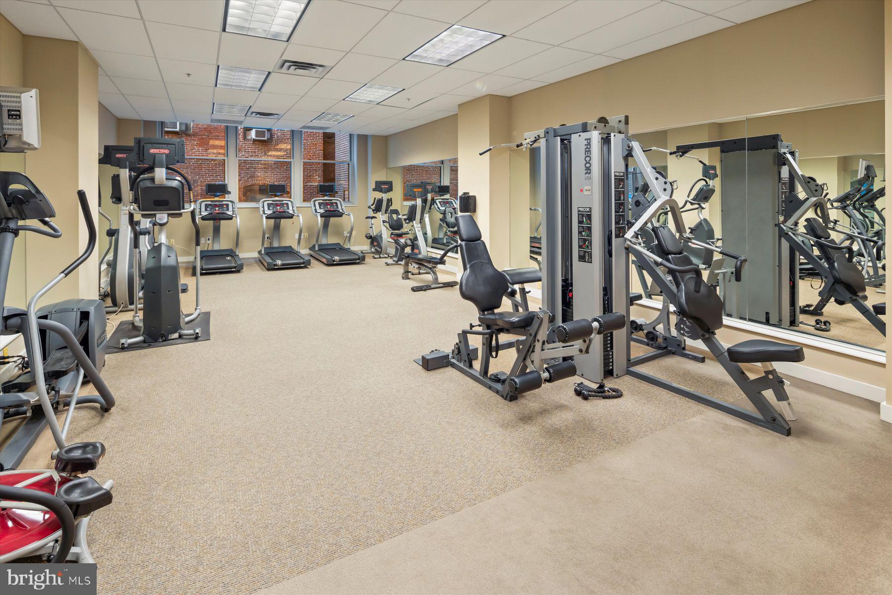 WASHINGTON SQ WEST - Residential