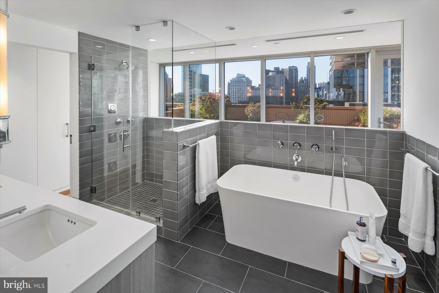 WASHINGTON SQ WEST - Residential