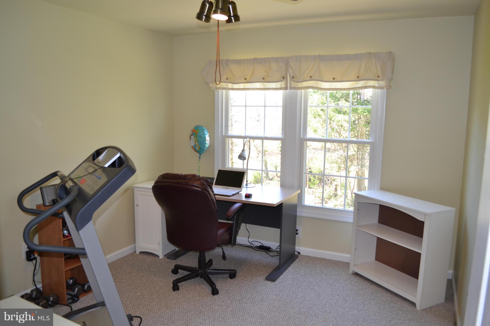 ARGYLE HILLS - Residential