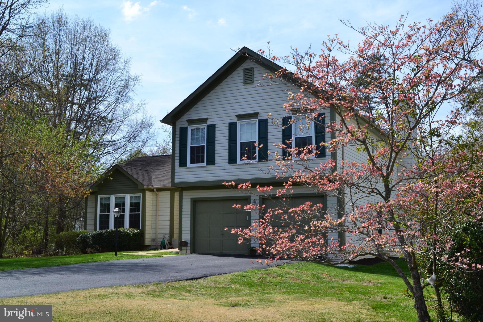ARGYLE HILLS - Residential