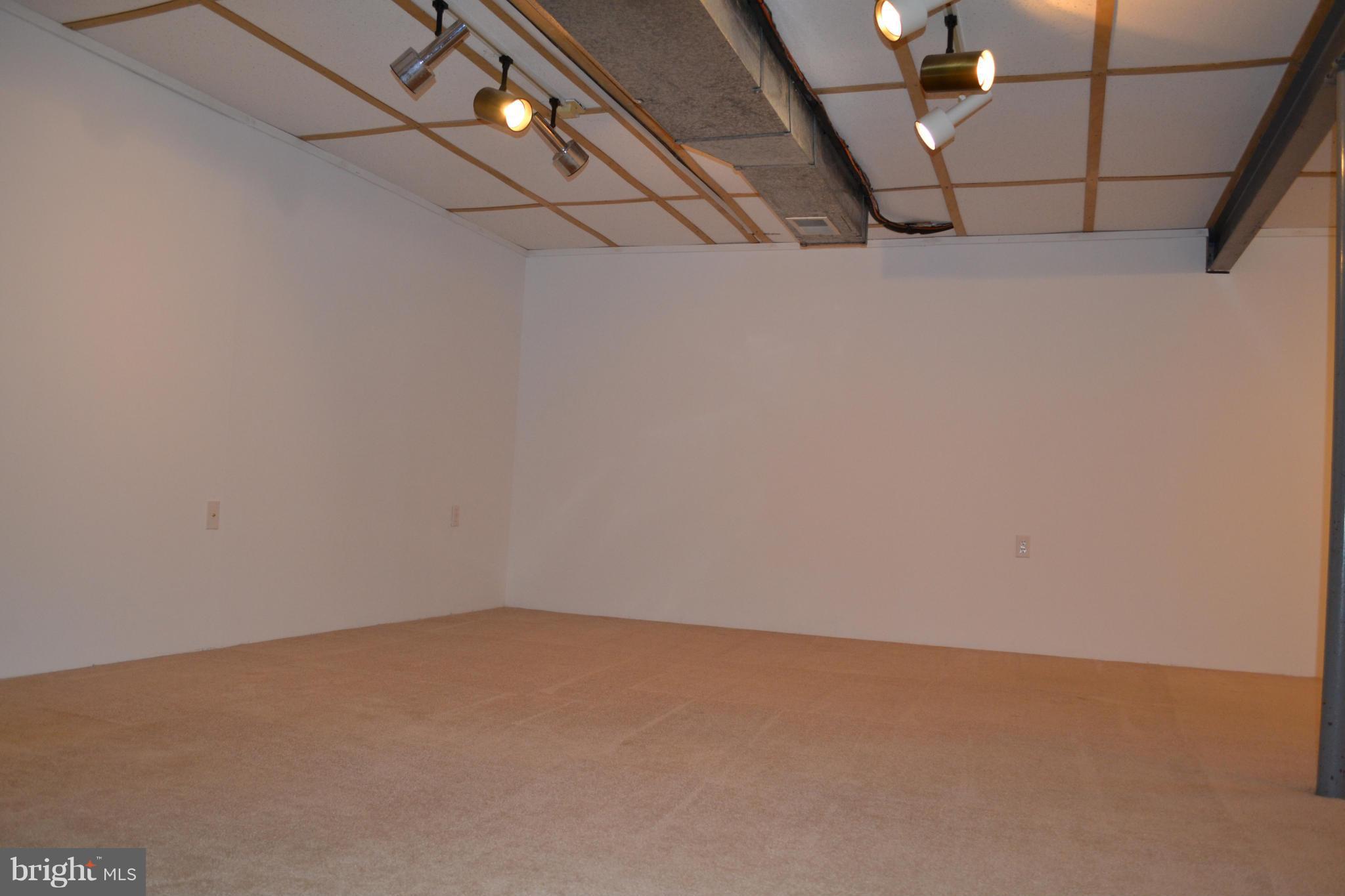 ARGYLE HILLS - Residential