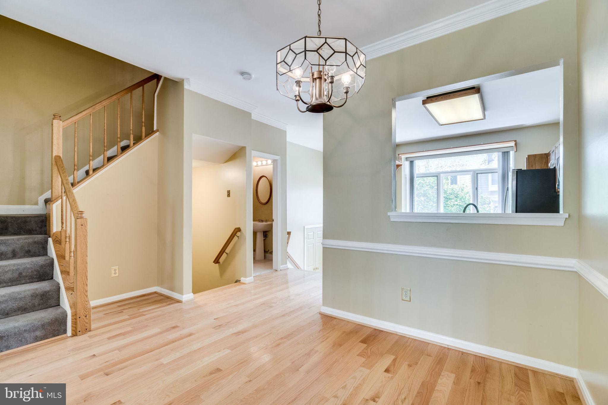 THE TOWNS OF OCCOQUAN MI - Residential Lease