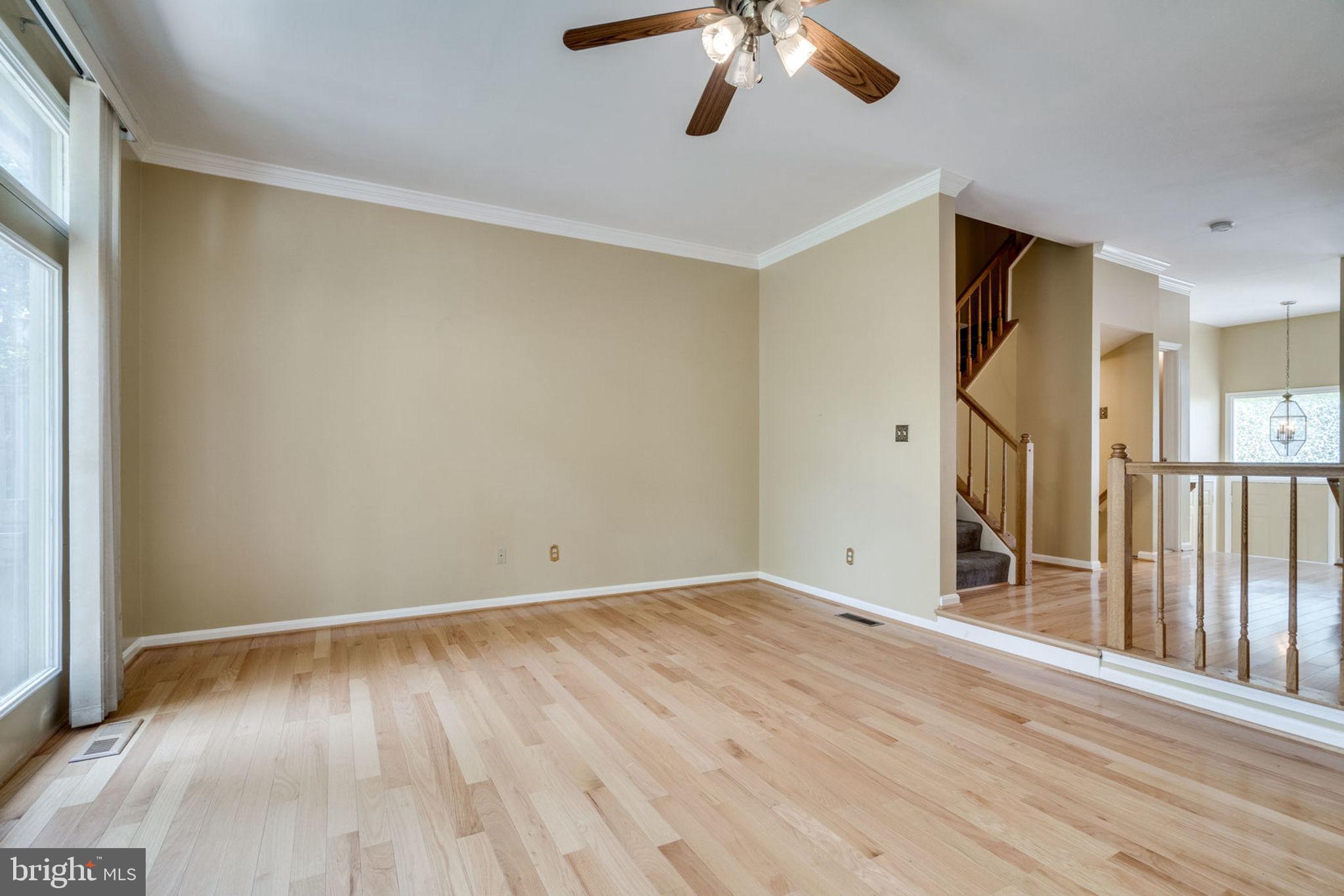 THE TOWNS OF OCCOQUAN MI - Residential Lease