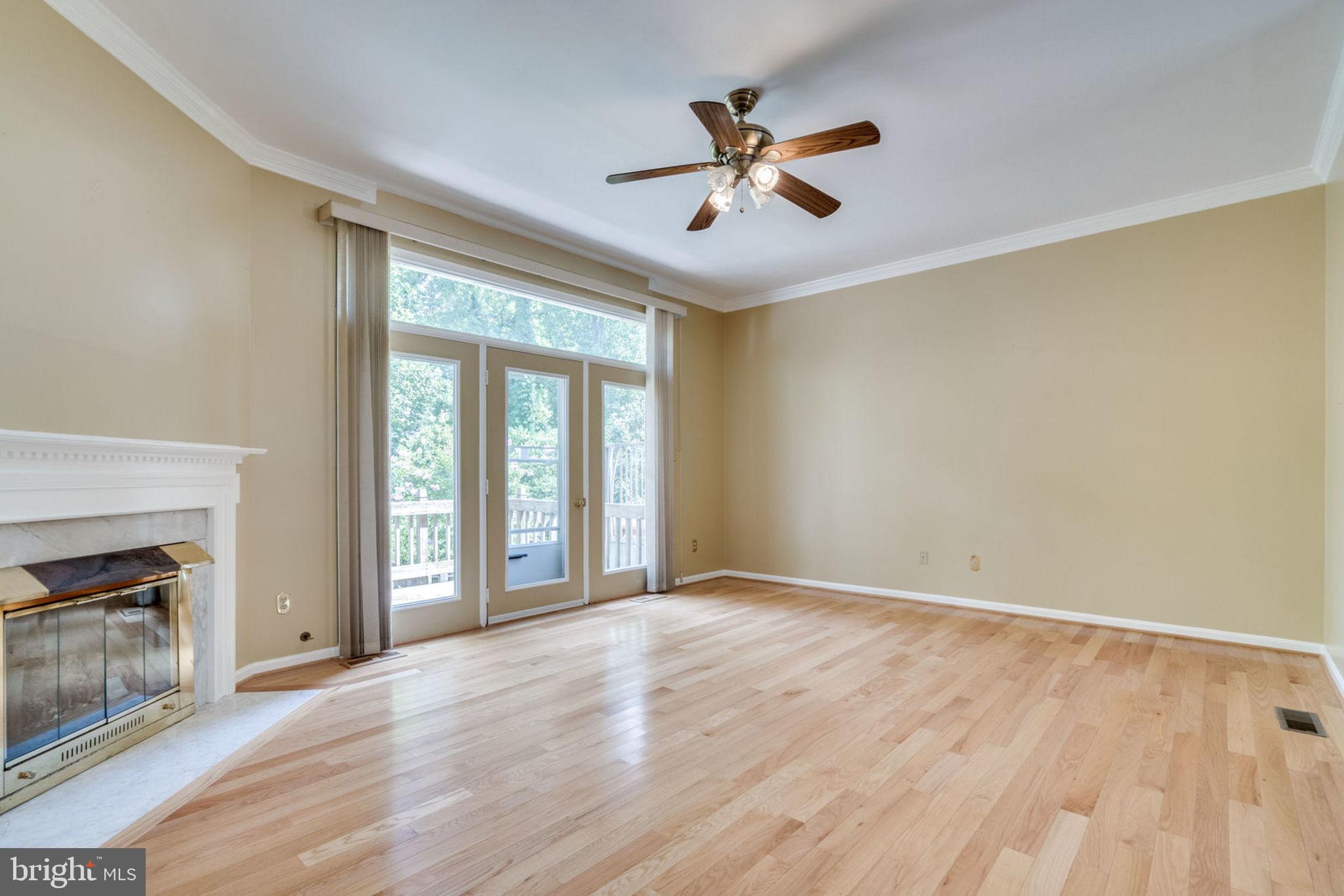 THE TOWNS OF OCCOQUAN MI - Residential Lease