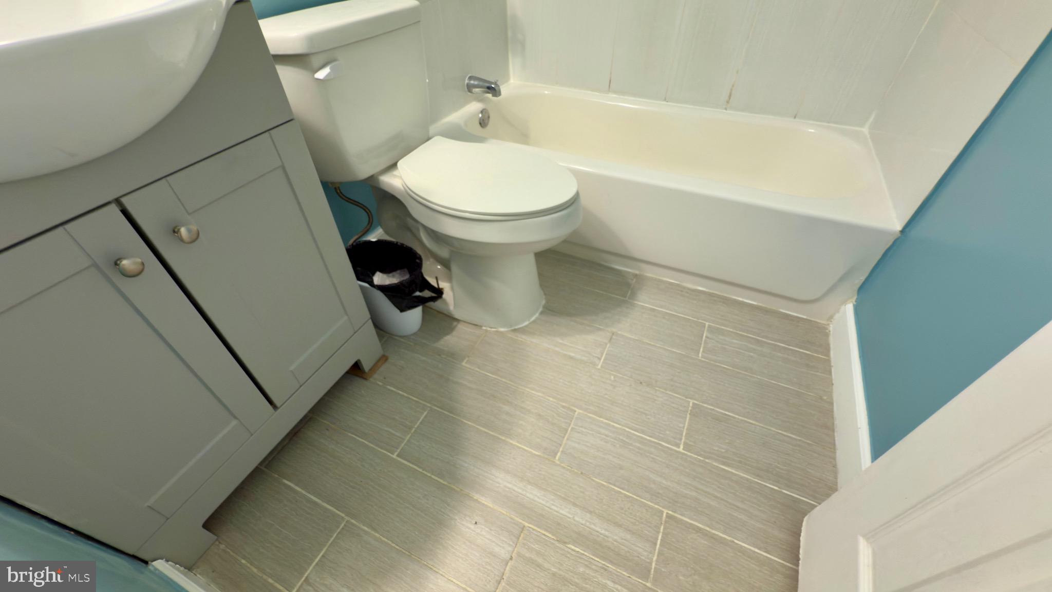 BRENTWOOD - Residential