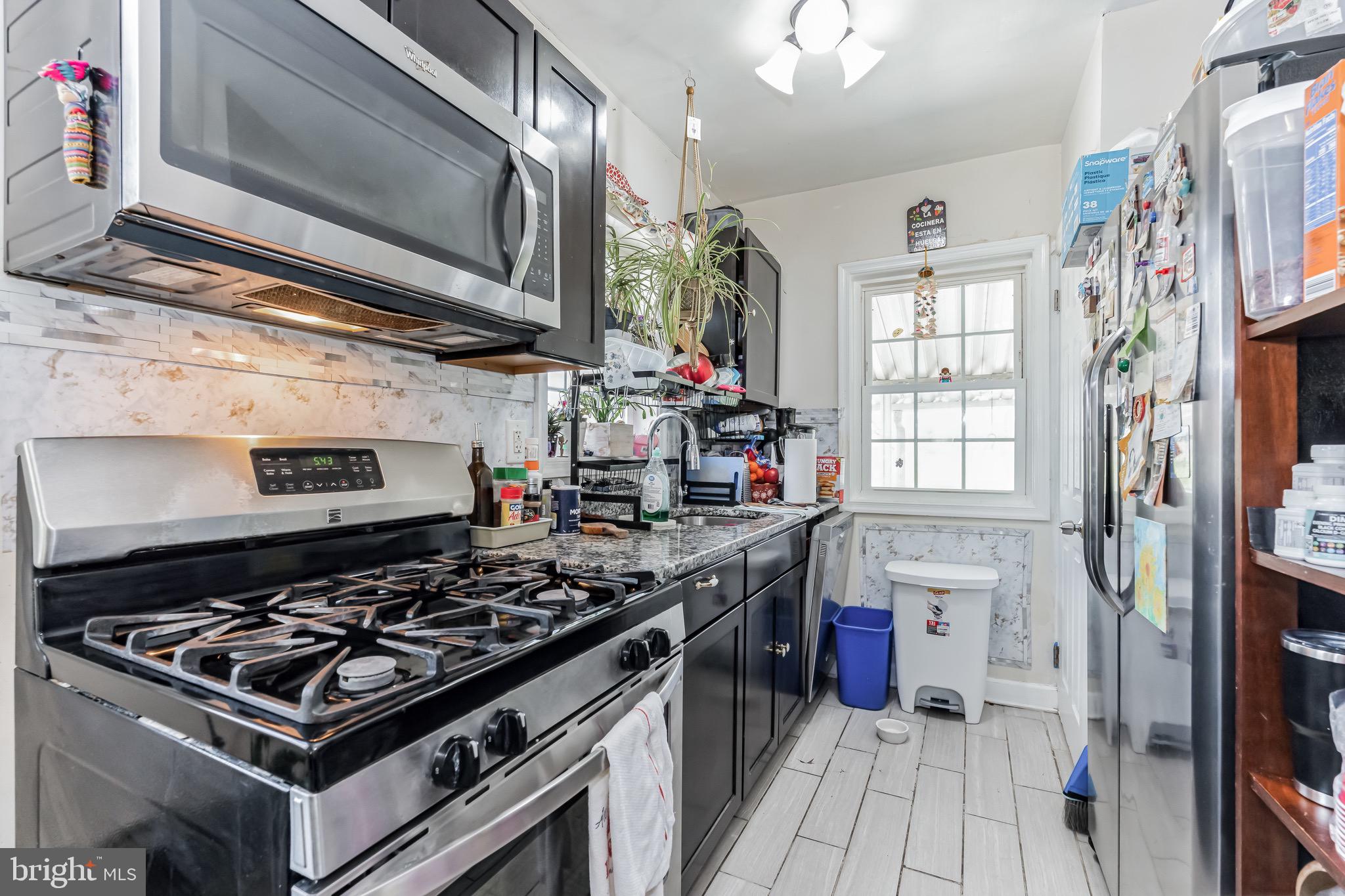 BRENTWOOD - Residential