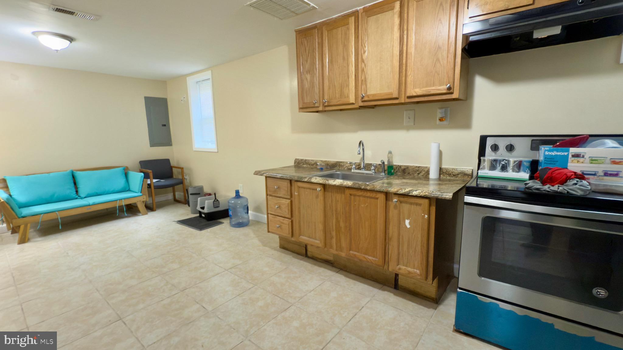 BRENTWOOD - Residential