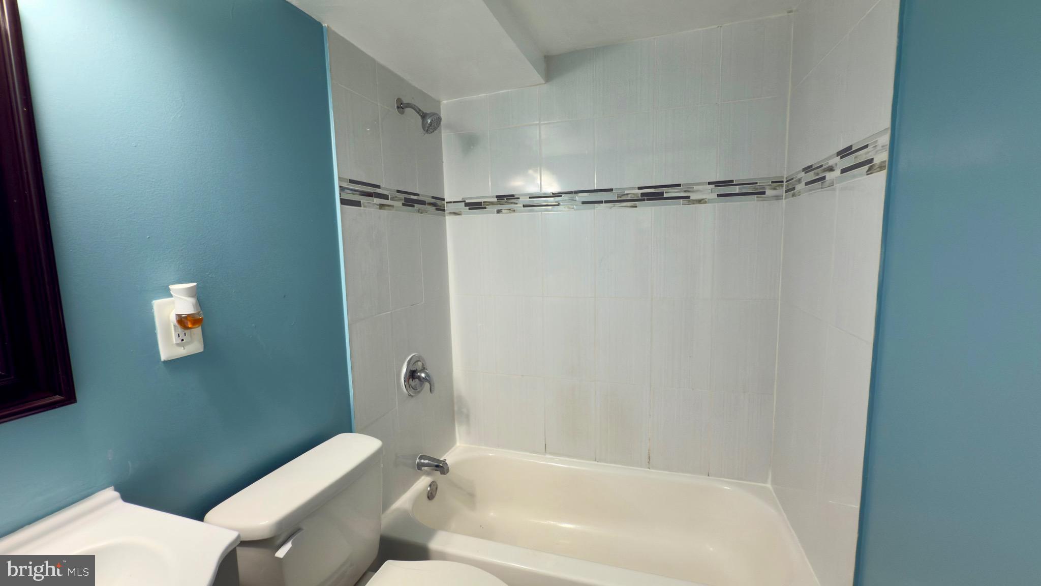 BRENTWOOD - Residential