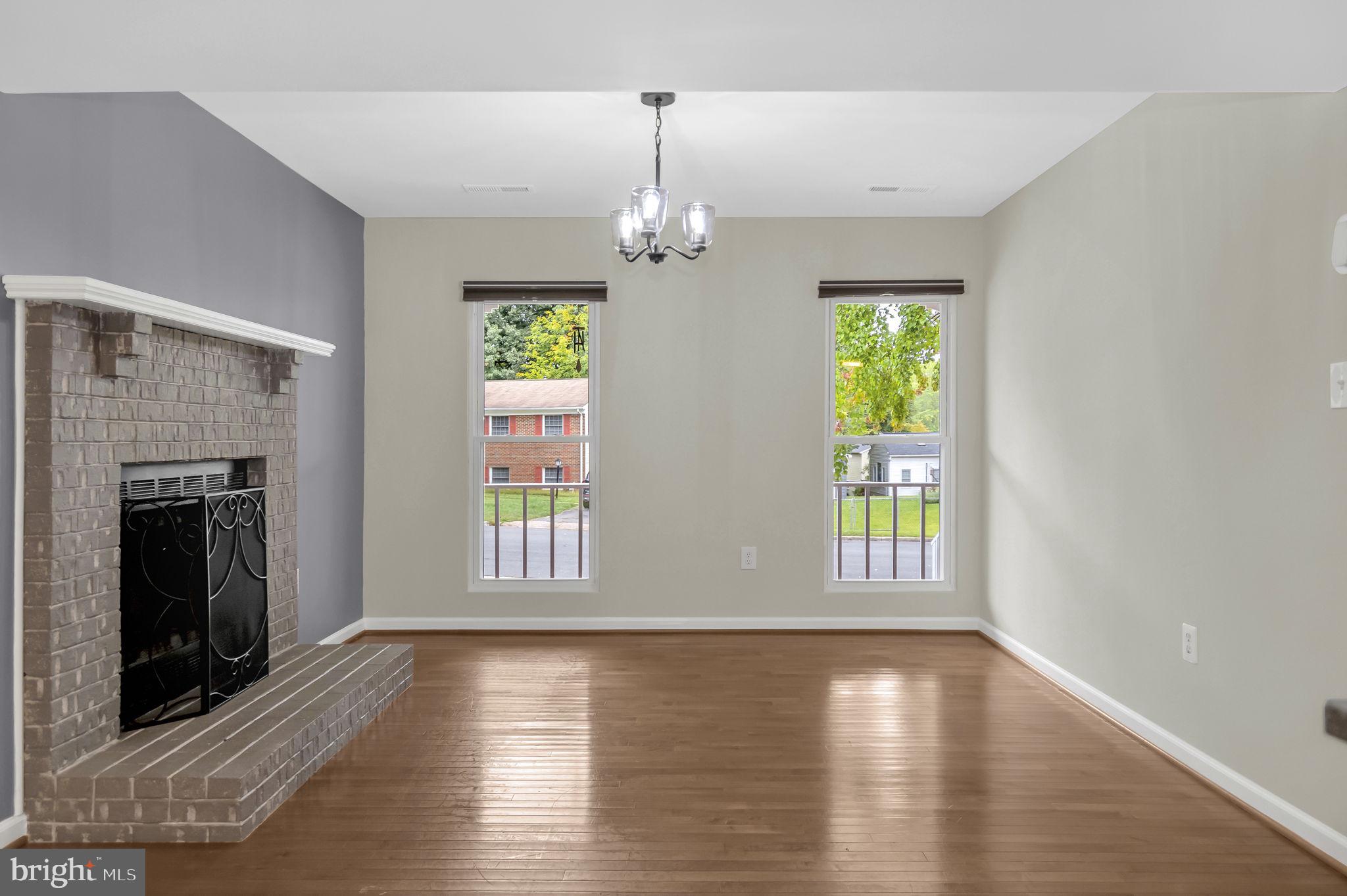 DALE CITY - Residential