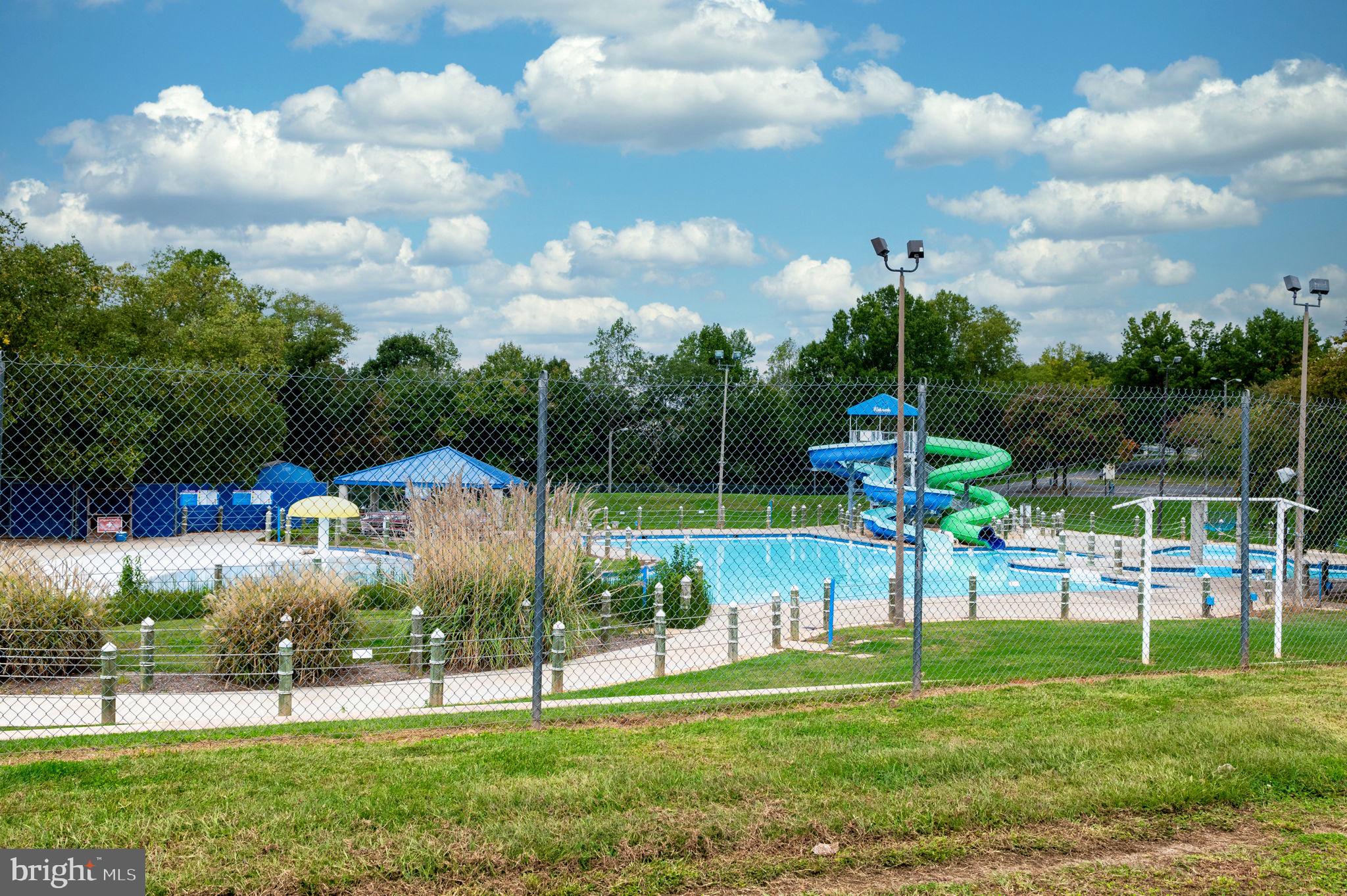 DALE CITY - Residential