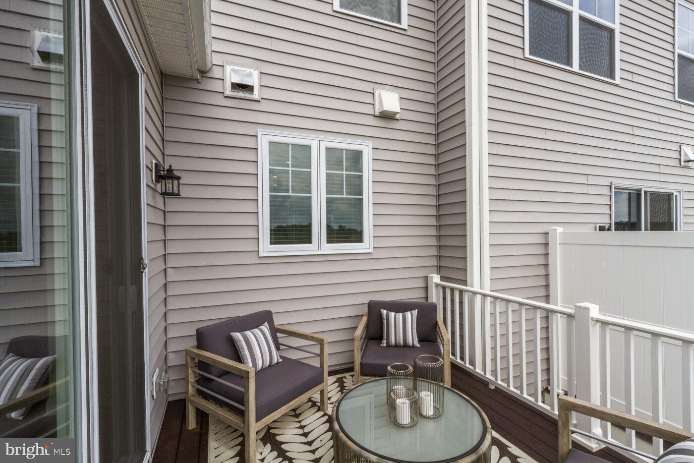 STERLING WALK - Residential