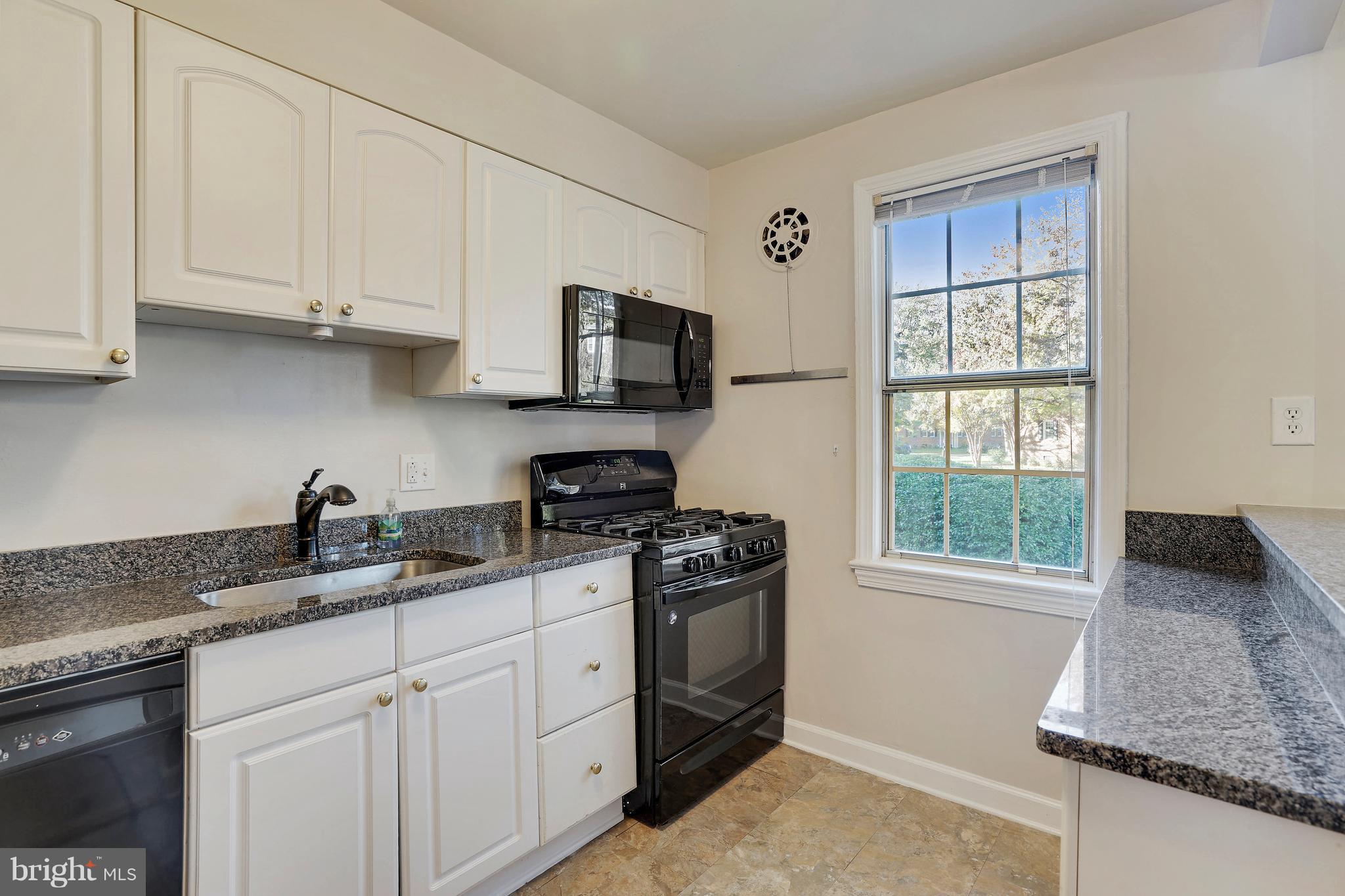 BELLE VIEW CONDOMINIUMS - Residential