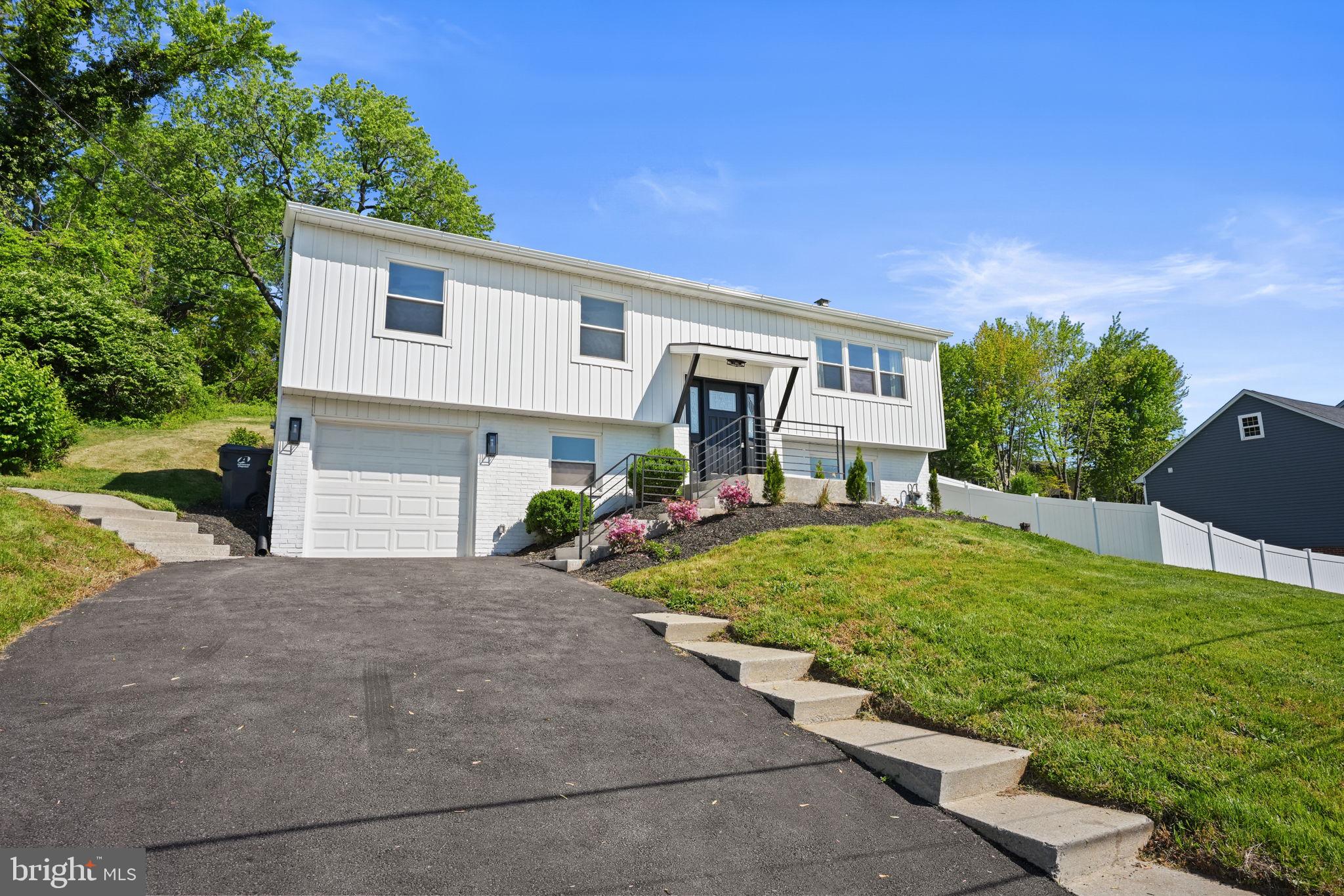 CONSHOHOCKEN - Residential