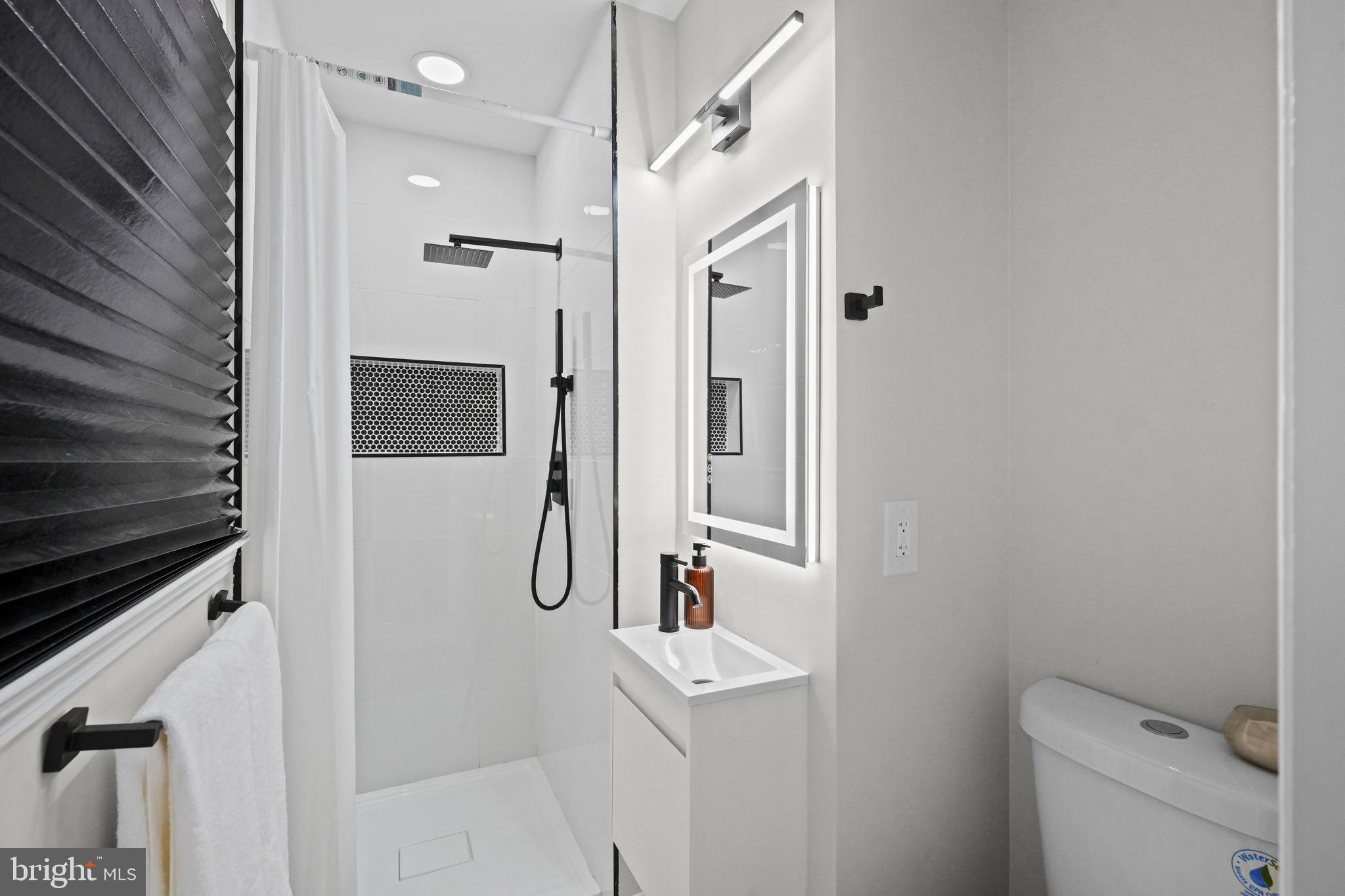 CONSHOHOCKEN - Residential