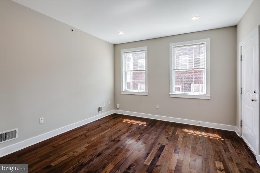 GRADUATE HOSPITAL - Residential Lease