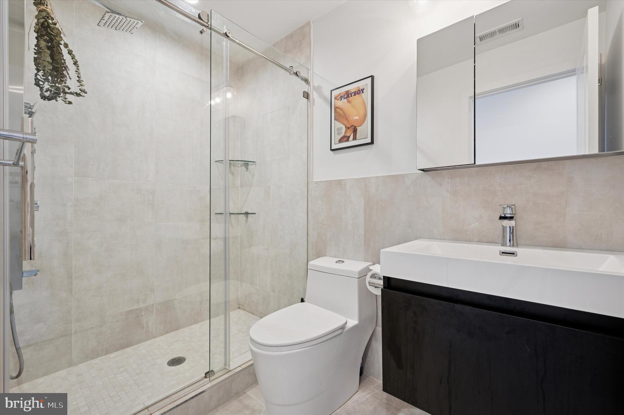 GRADUATE HOSPITAL - Residential Lease