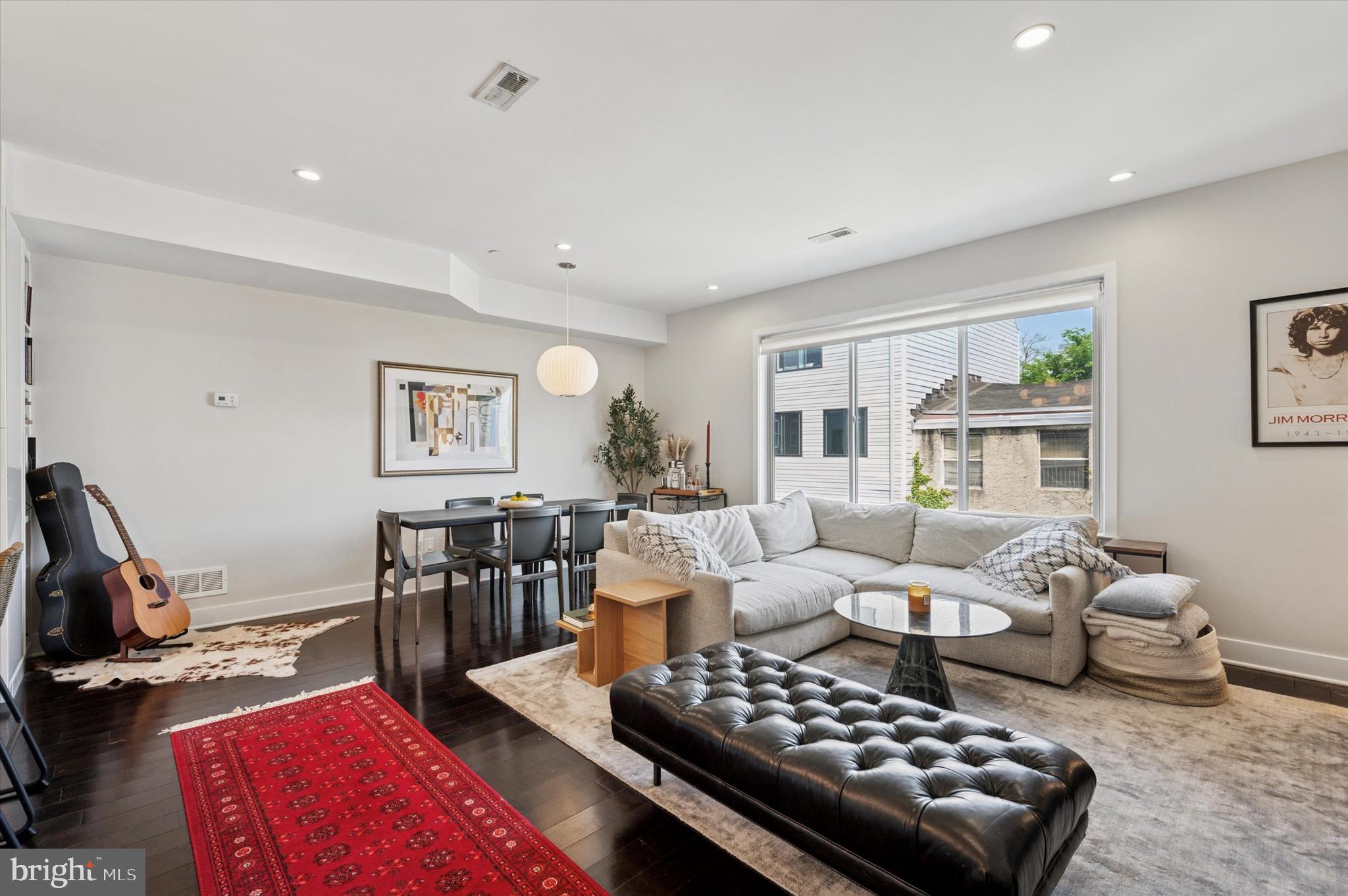 GRADUATE HOSPITAL - Residential Lease