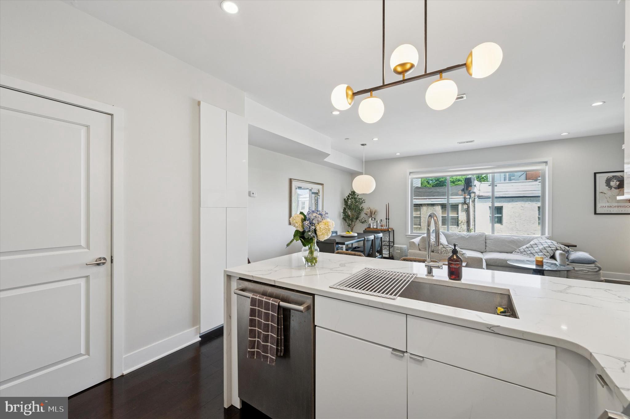 GRADUATE HOSPITAL - Residential Lease