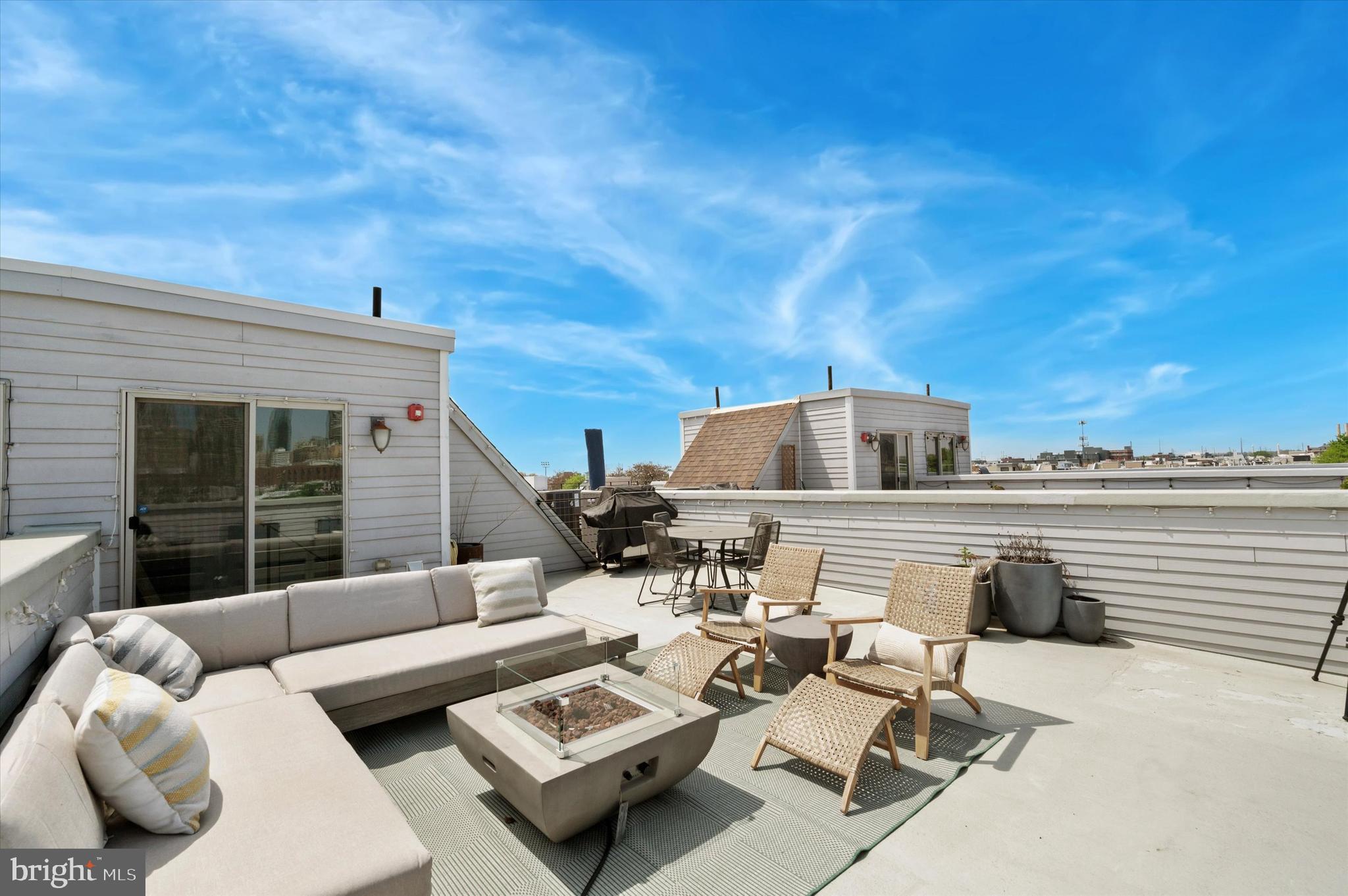 GRADUATE HOSPITAL - Residential Lease