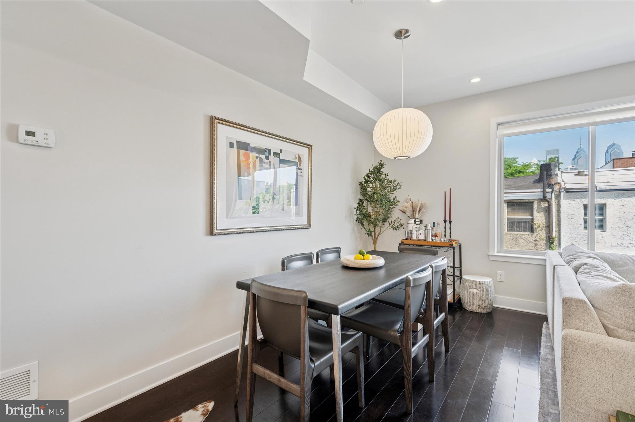 GRADUATE HOSPITAL - Residential Lease