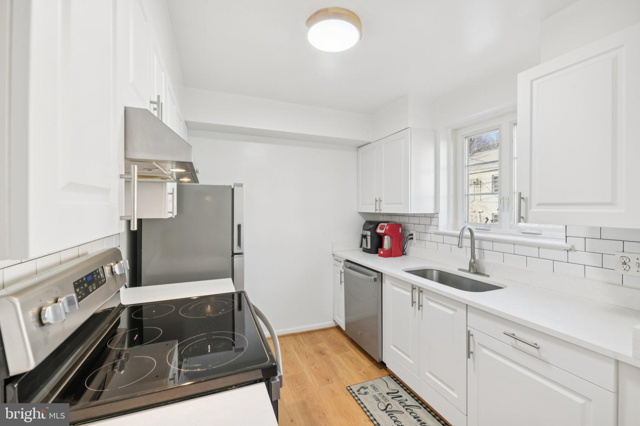 GLEN BRIAR - Residential