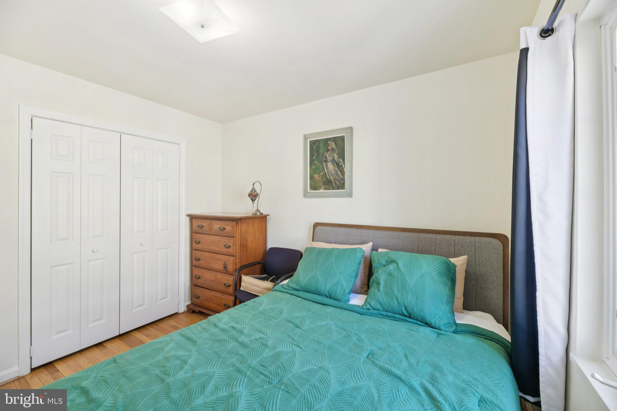 GLEN BRIAR - Residential