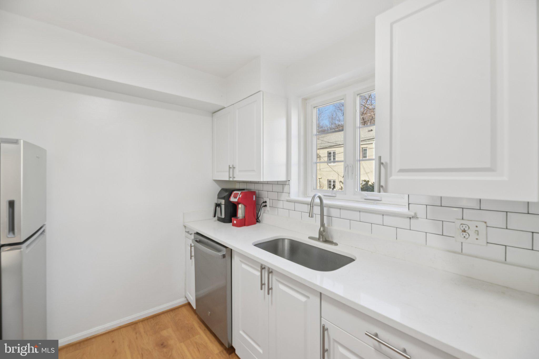 GLEN BRIAR - Residential